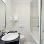 Der Valk Hotel 4*