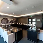 酒店 Der Valk 4*