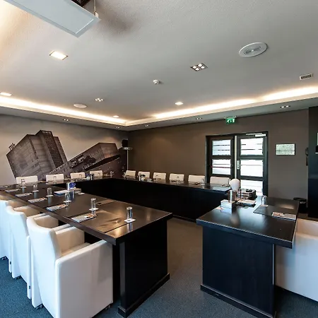 Hotell Der Valk 4*